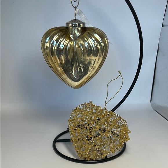 Other - Gold Heart-Shaped Holiday Ornament set